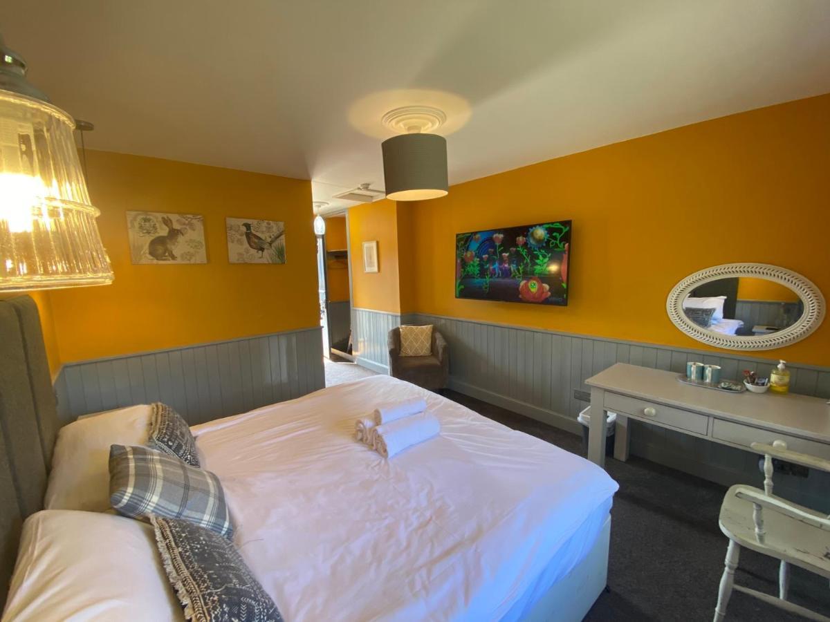 Hotel Blazing Donkey Countryside Retreat Sandwich Exterior foto